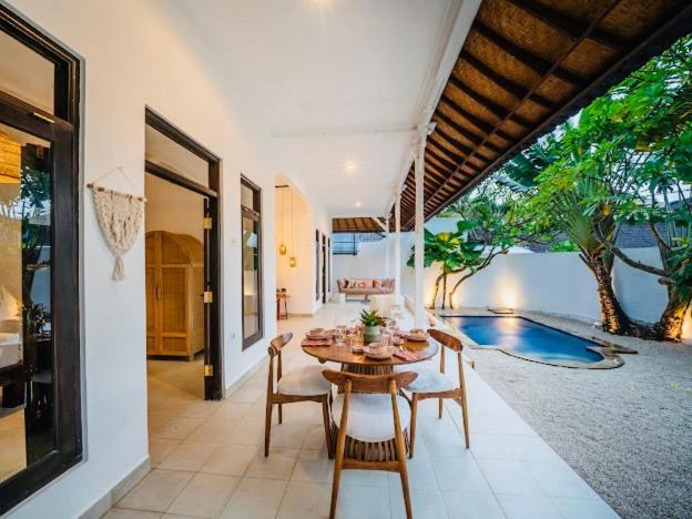 Villa Dadirri - In The Heart Of Seminyak - Walking Distance From Restaurants, Bars And Beach - Perfect Location Exteriér fotografie